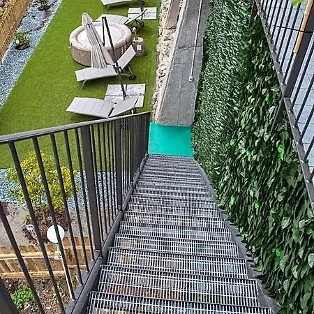 Casa Delle Ginestre Bike מלון דירות 3*