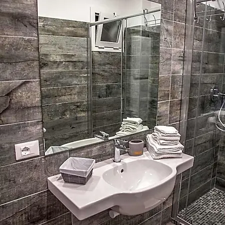 Casa Delle Ginestre Bike מלון דירות 3*