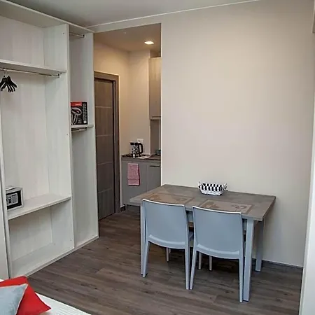 Casa Delle Ginestre Bike Apart-hotel 3*