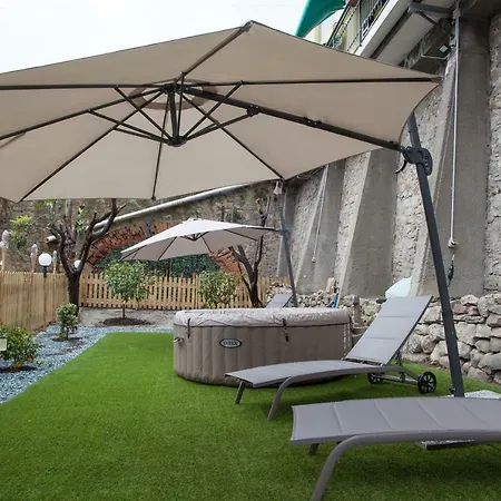 Apart-hotel Casa Delle Ginestre Bike 3*