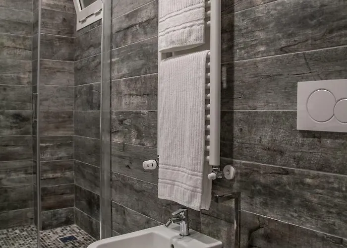 Casa Delle Ginestre Bike Apart-hotel 3*