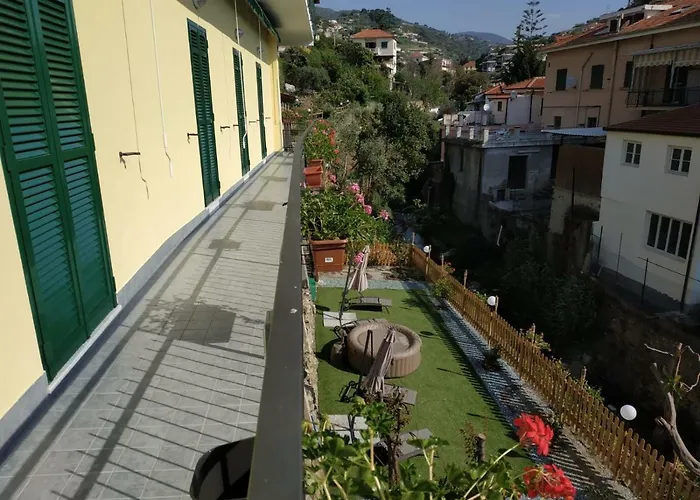 Casa Delle Ginestre Bike Apart-hotel